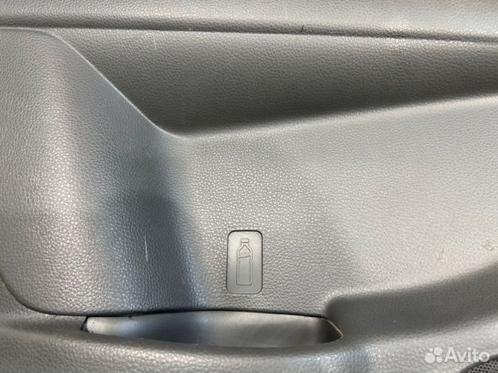 Обшивка двери задней левой Suzuki Sx4 седан M16A