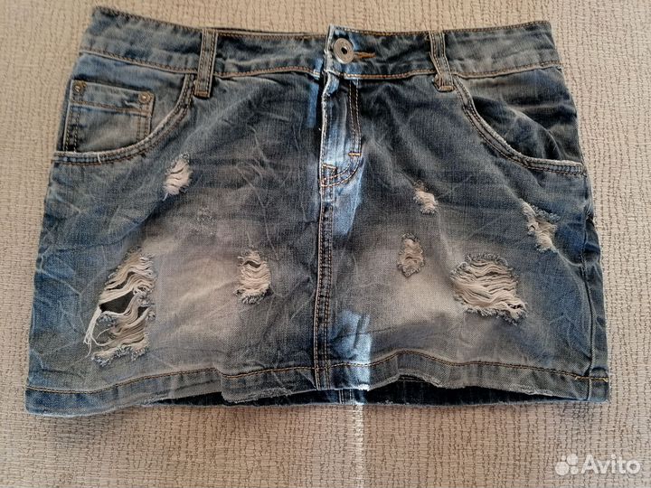 Джинсовая мини-юбка