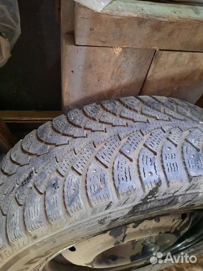 Колесо на запаску субару