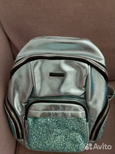 Продам сумку рюкзак с блестками