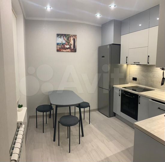 3-к. квартира, 77 м², 3/20 эт.