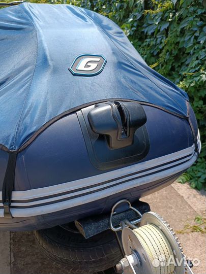 Продам лодку гладиатор