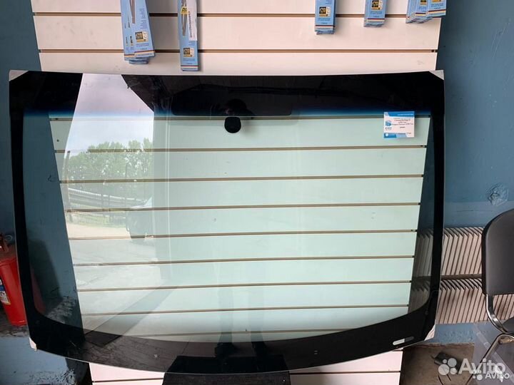 Лобовое стекло Тойота Марк 2