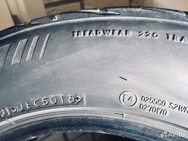 Bridgestone Potenza RE003 Adrenalin 215/60 R16