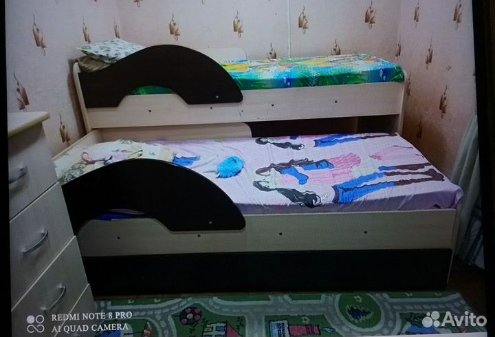 Двухъярусная кровать