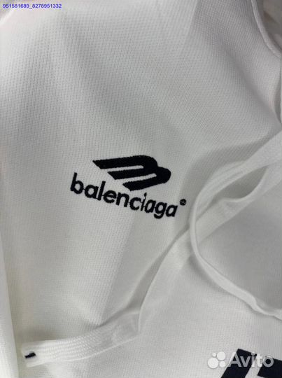 Худи Balenciaga: выделяйтесь из толпы