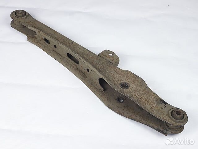 Рычаг подвески задний Mitsubishi Lancer 10