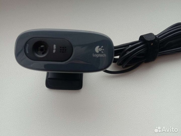 Веб камера Logitech c270
