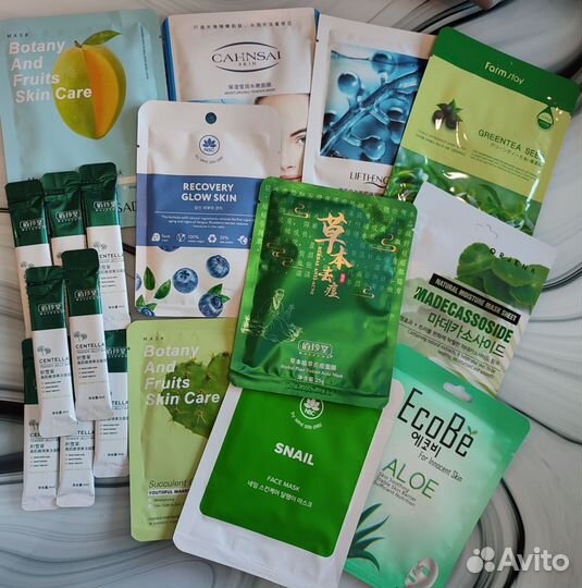 Набор уходовой косметики с косметичкой twinkle