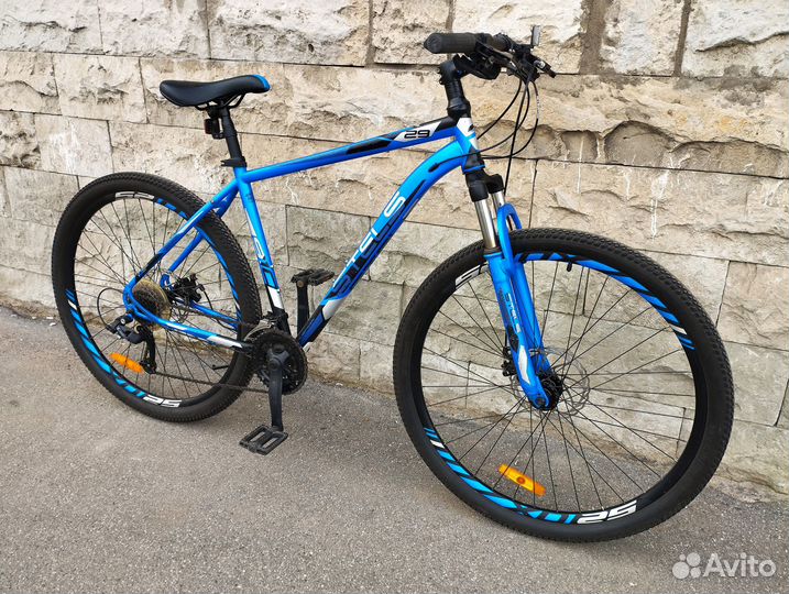 Найнер Stels Navigator 910