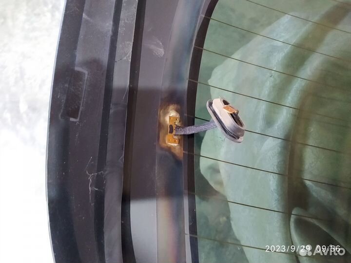 Стекло заднее оригинал сандеро степвей