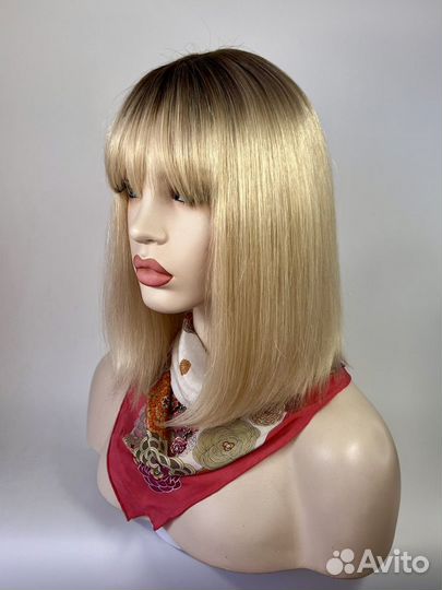 Парик из натуральных волос блонд омбре 35 см
