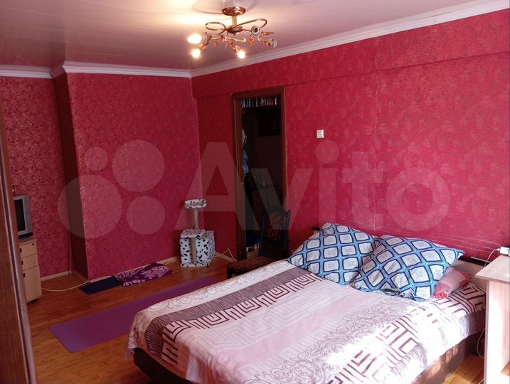 Комната 29 м² в 4-к., 2/5 эт.