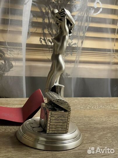 Статуэтка с часами Фортуна, Romar preziosi d'arte