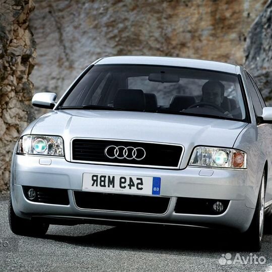 Бампер передний в цвет Audi A6 С5 (2001-2004)