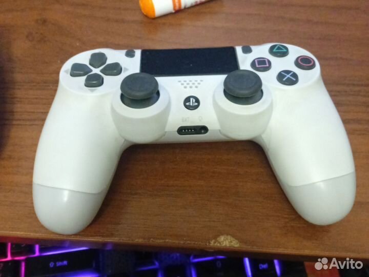 Sony PS4 джойстик