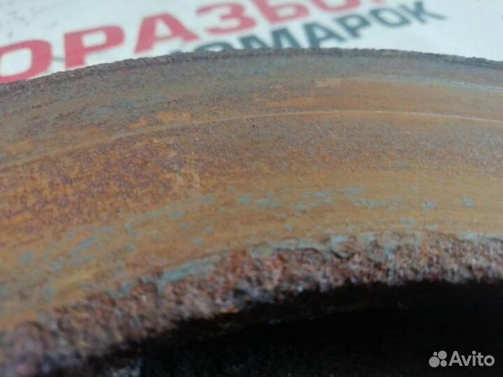 Диск тормозной передний Toyota Prius 1 W10