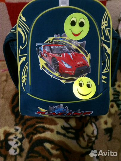 Школьный рюкзак