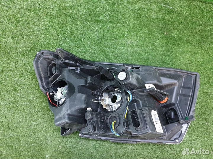Фара левая LADA Vesta (2015-н.в.) галоген