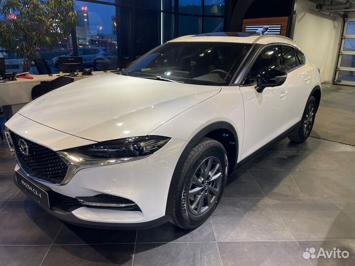 Mazda CX-4 2.0 AT, 2023