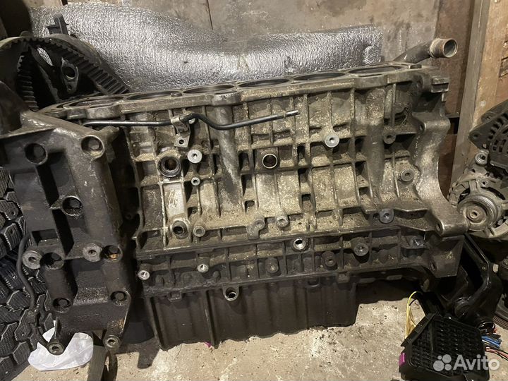 Блок цилиндров volvo 2.9 b6304s