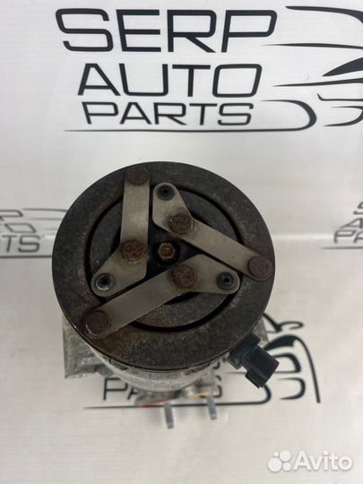 Компрессор кондиционера Ford Focus 3 CB8 1.6L