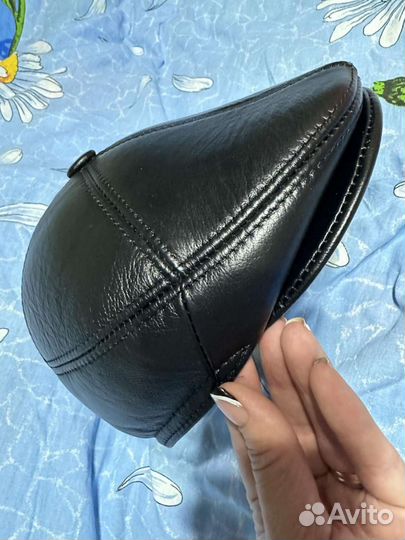 Мужская кожаная кепка