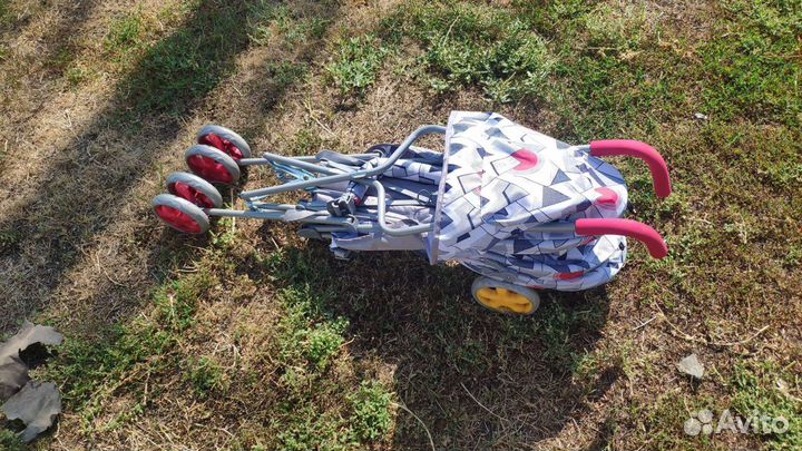 Прогулочная коляска