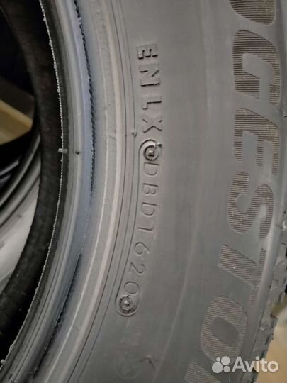 Bridgestone Blizzak Spike-02 185/65 R15 88T