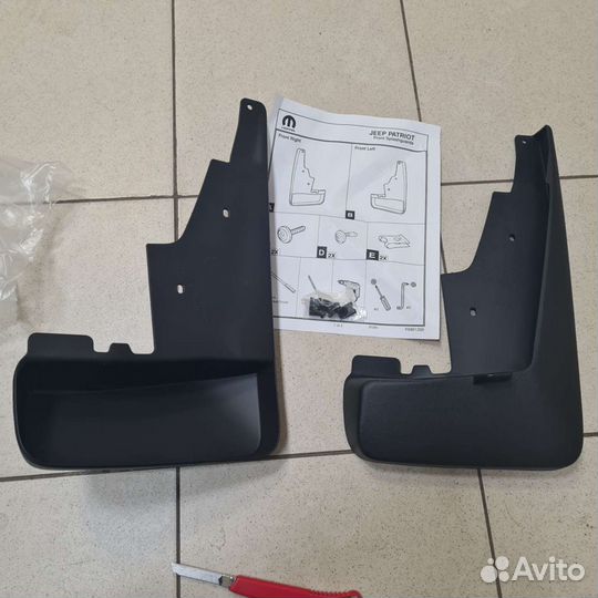 Брызговики передние Джип Либерти Патриот Jeep Libe