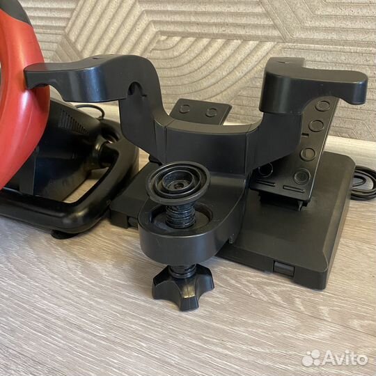 Игровой руль defender