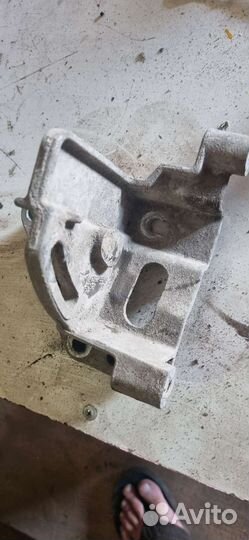 Кронштейн гидроусилителя Волга Сайбер