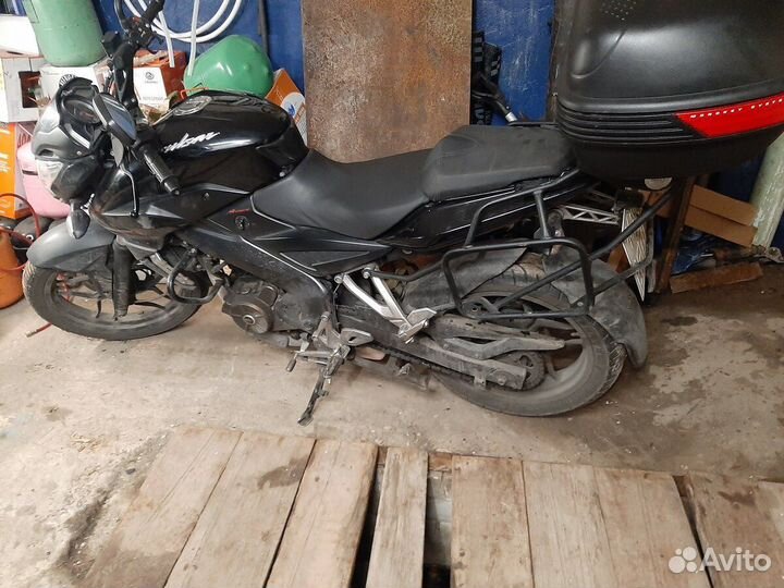 Bajaj Pulsar NS 200