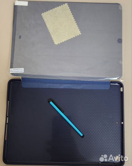 Чехол, стилус,защитная пленка для планшета