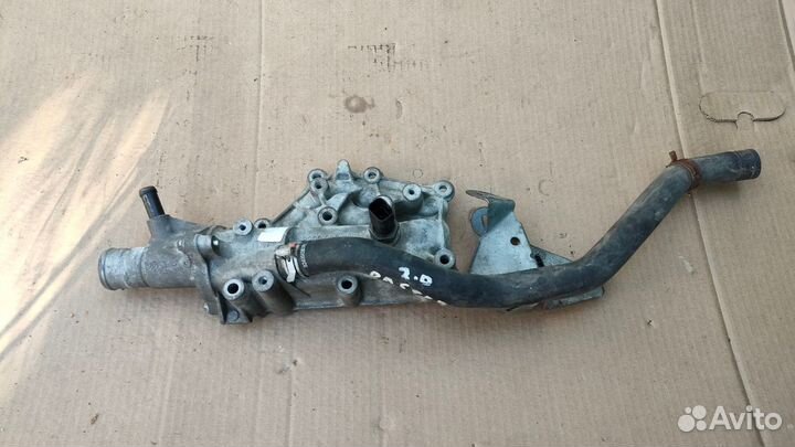 Корпус термостата в сборе Renault Duster I (2.0L)