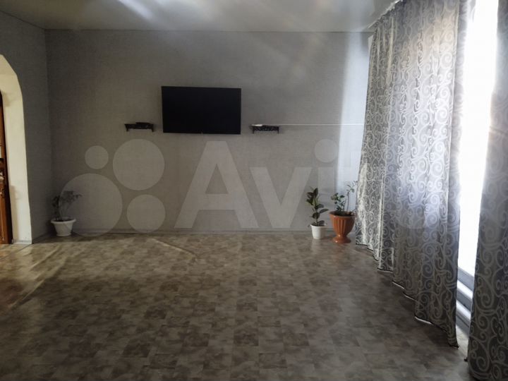 Дом 120 м² на участке 8 сот.
