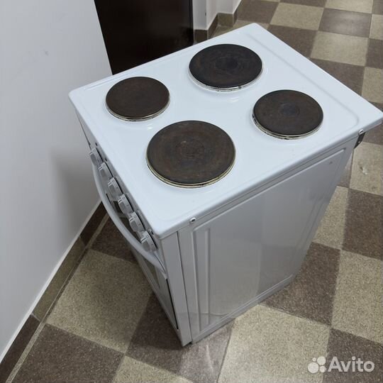 Плита электрическая бу Лысьва, рабочая