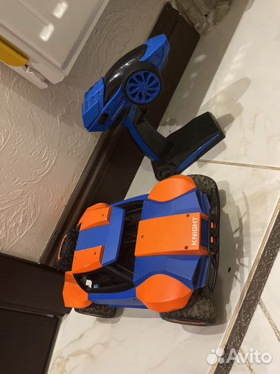 Машинка на радиоуправлении