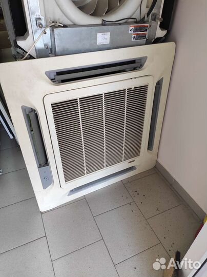 Фанкойл канальный McQuay MCK040AW