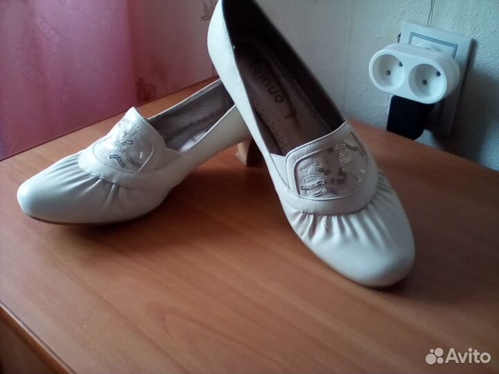 Туфли бежевые