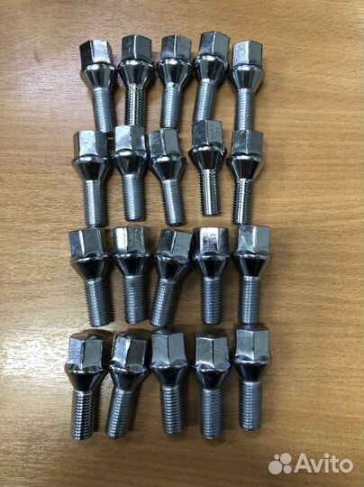 Болт колесный HN944-BX4 M12X1.50 25mm/52mm