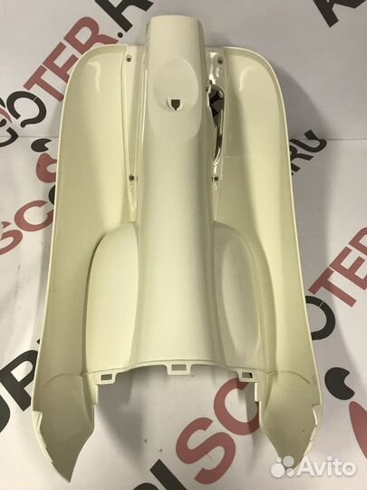 Парус (передний обтекатель) Honda Crea Scoopy AF55