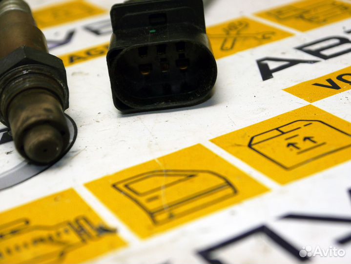 Датчик кислородный передний Ауди A6C6 А6С6