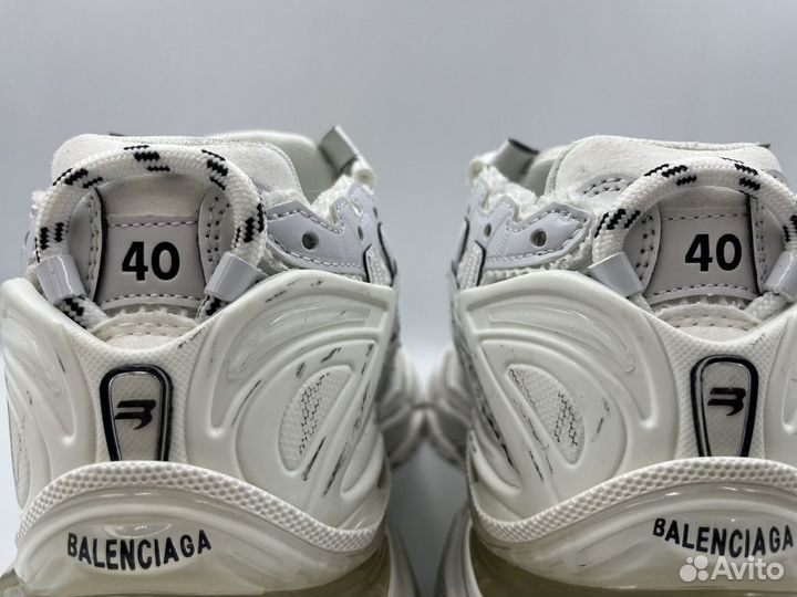 Balenciaga runner white