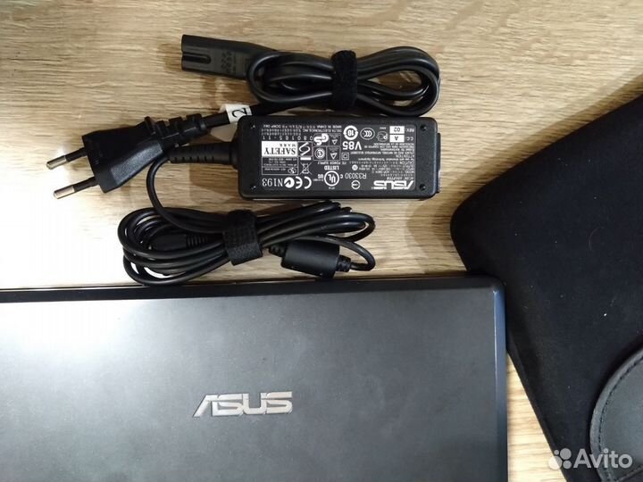 Ноутбук asus Eee PC 900