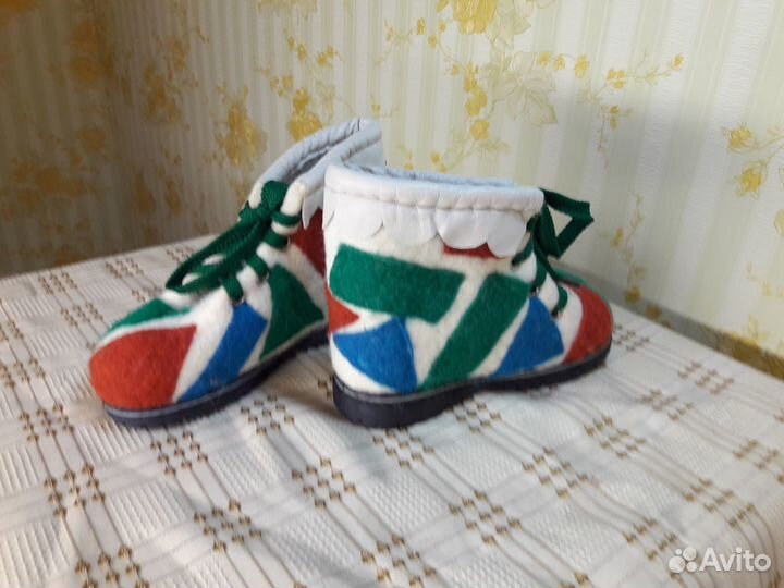 Ботинки валяные детские