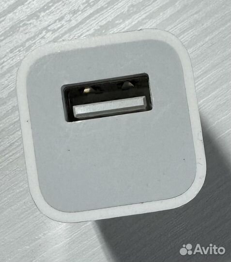 Оригинальный новый адаптер Apple евро 20w