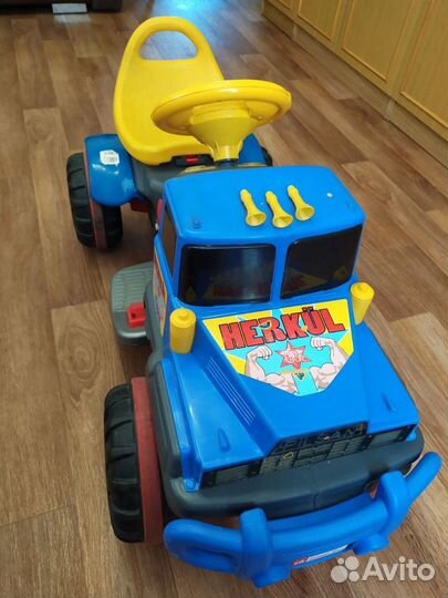 Электромобиль Грузовик