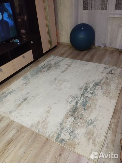 Ковер новый