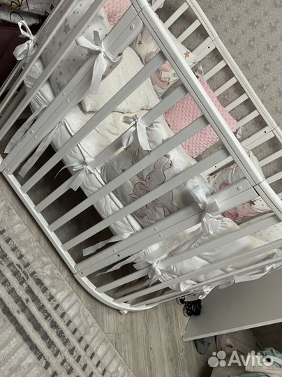 Детская кроватка